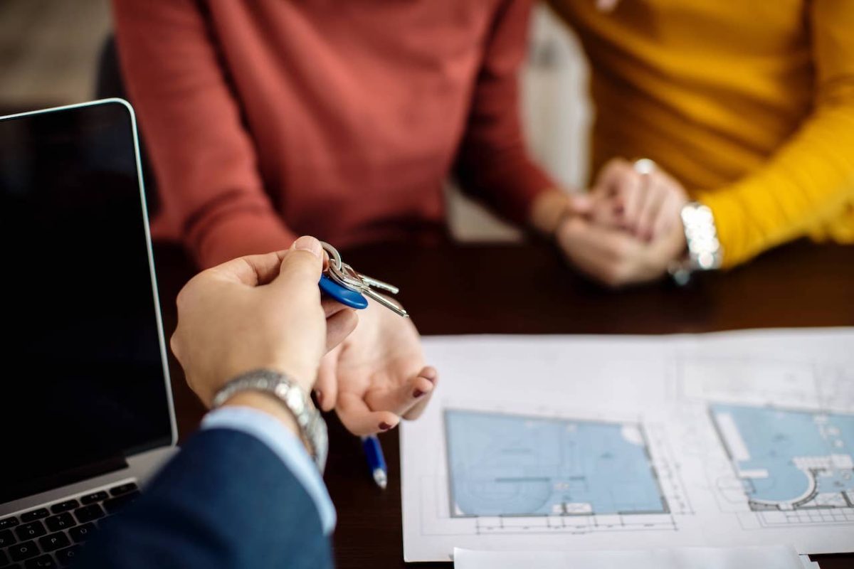 abogados propiedad y negocios inmobiliarios
